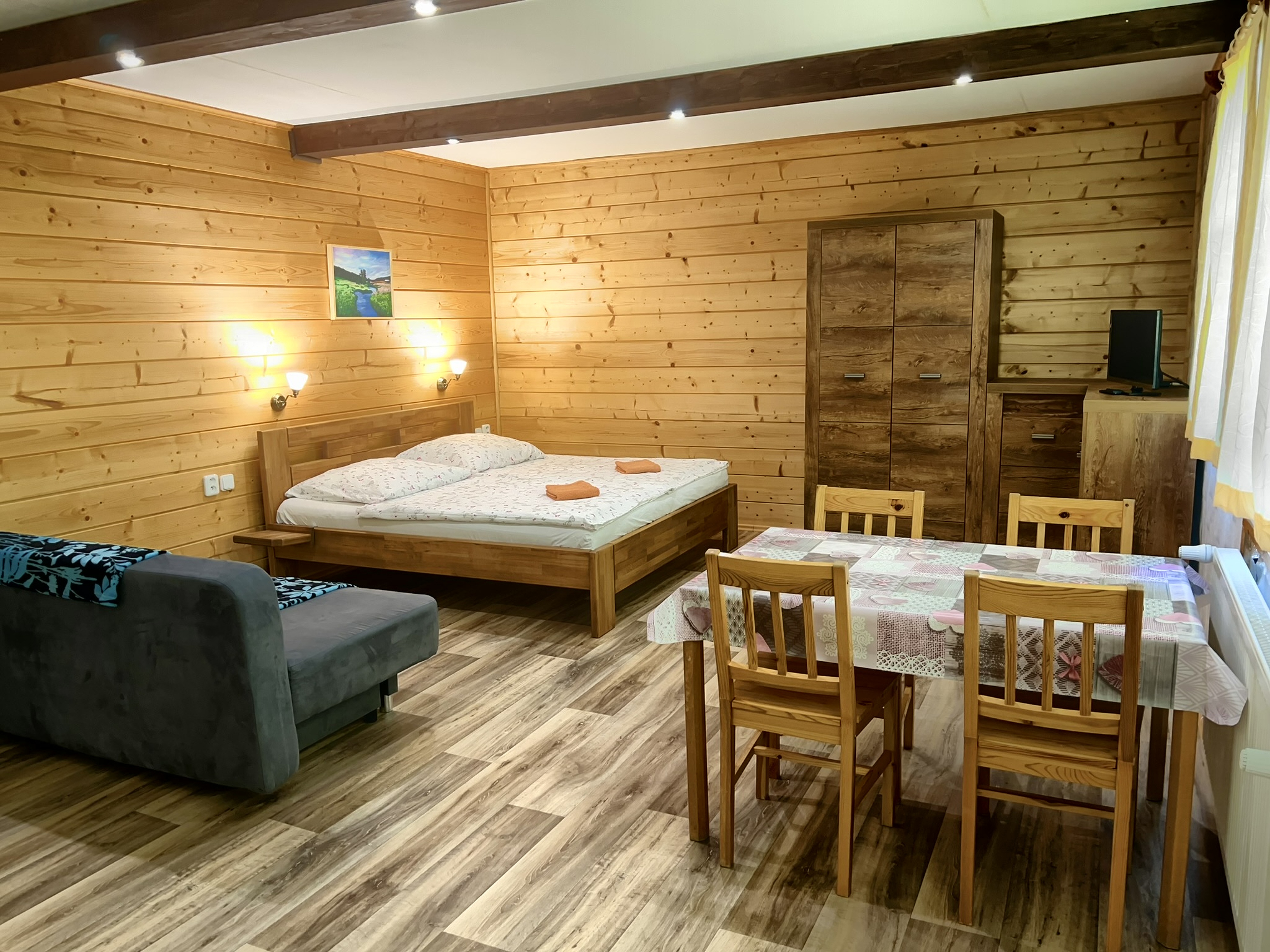 Ubytování Šumava - TV a skříně Ubytování Šumava - TV a skříně